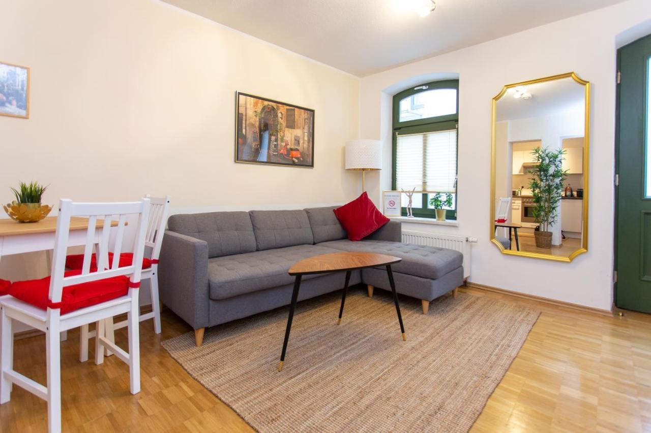 Fullhouse - Halle - R6 Apartments - Smarttv - Nespresso ภายนอก รูปภาพ